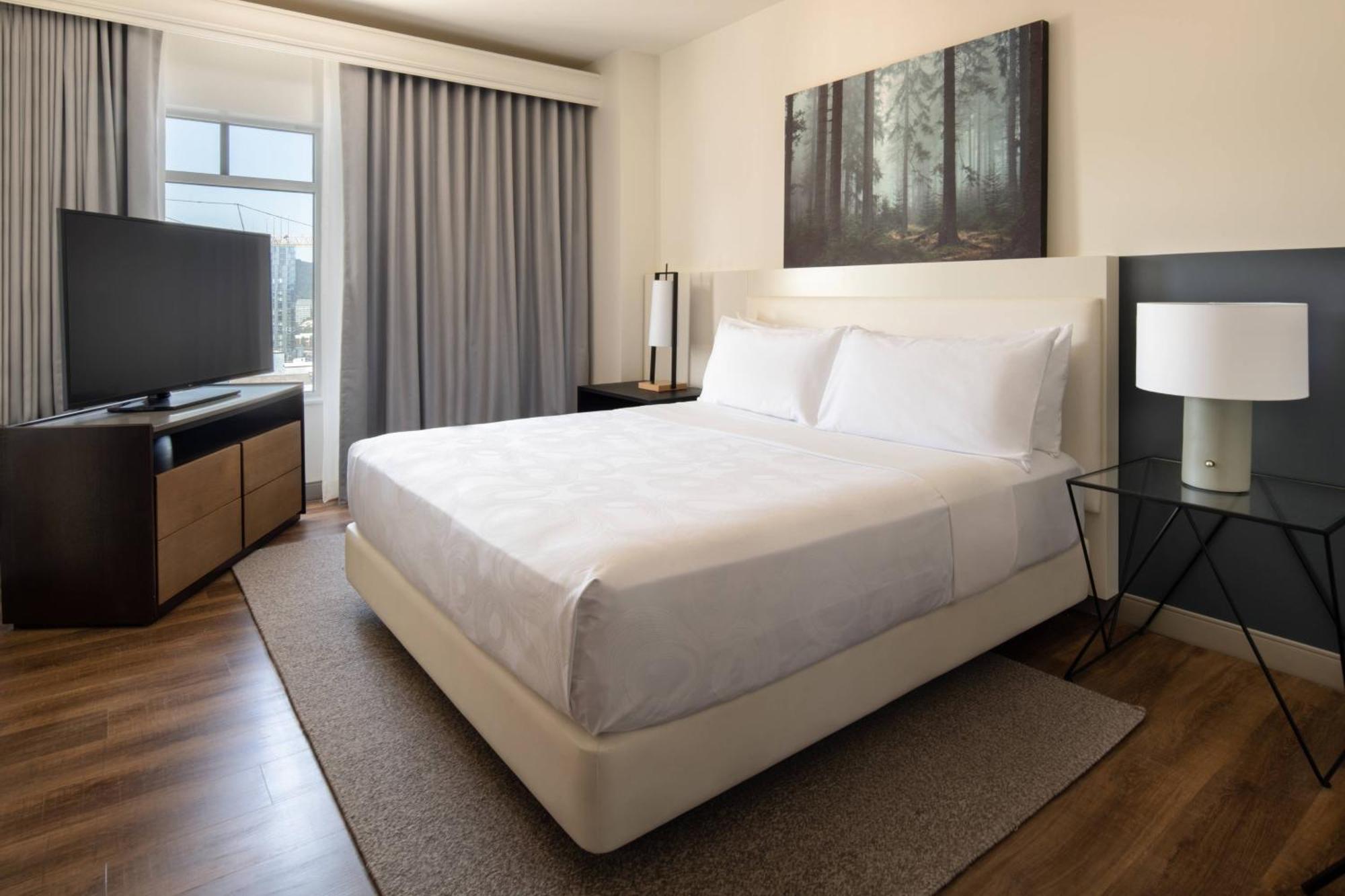 One-Bedroom Suite