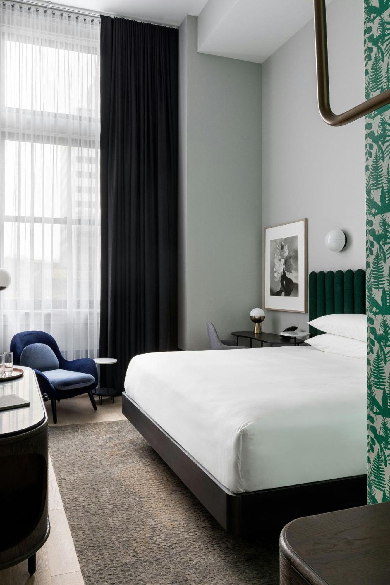 Deluxe King Room with City View,1635271328:JPEG