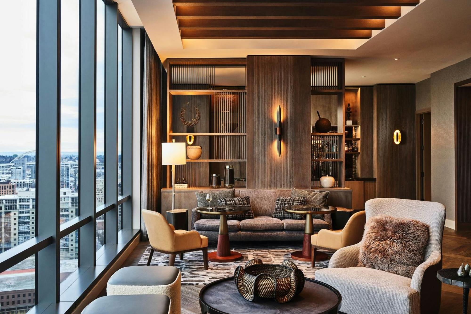 Deluxe Club Room Club Lounge Access