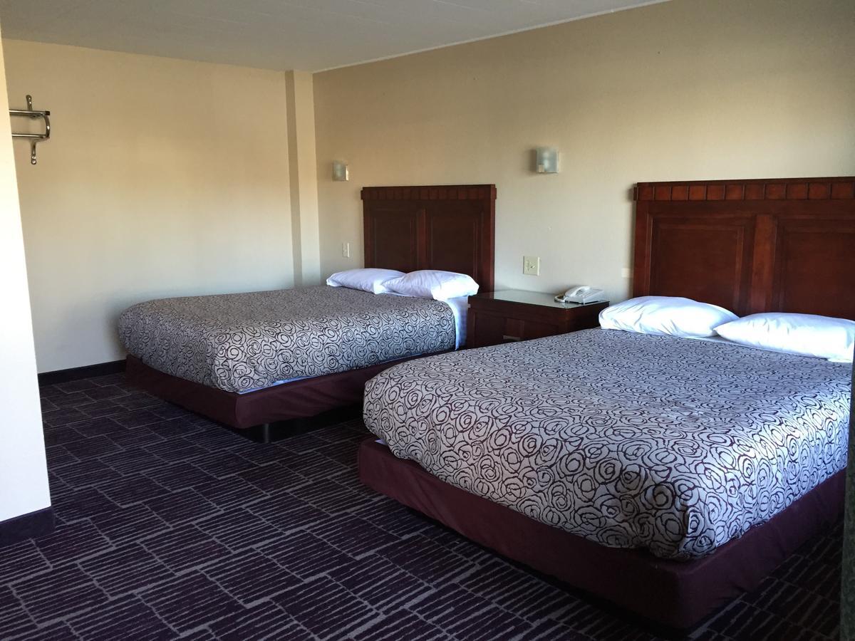 Standard Queen Room with Two Queen Beds