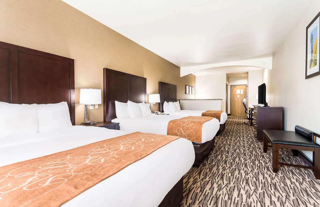 Comfort Suites Portland Airport-1