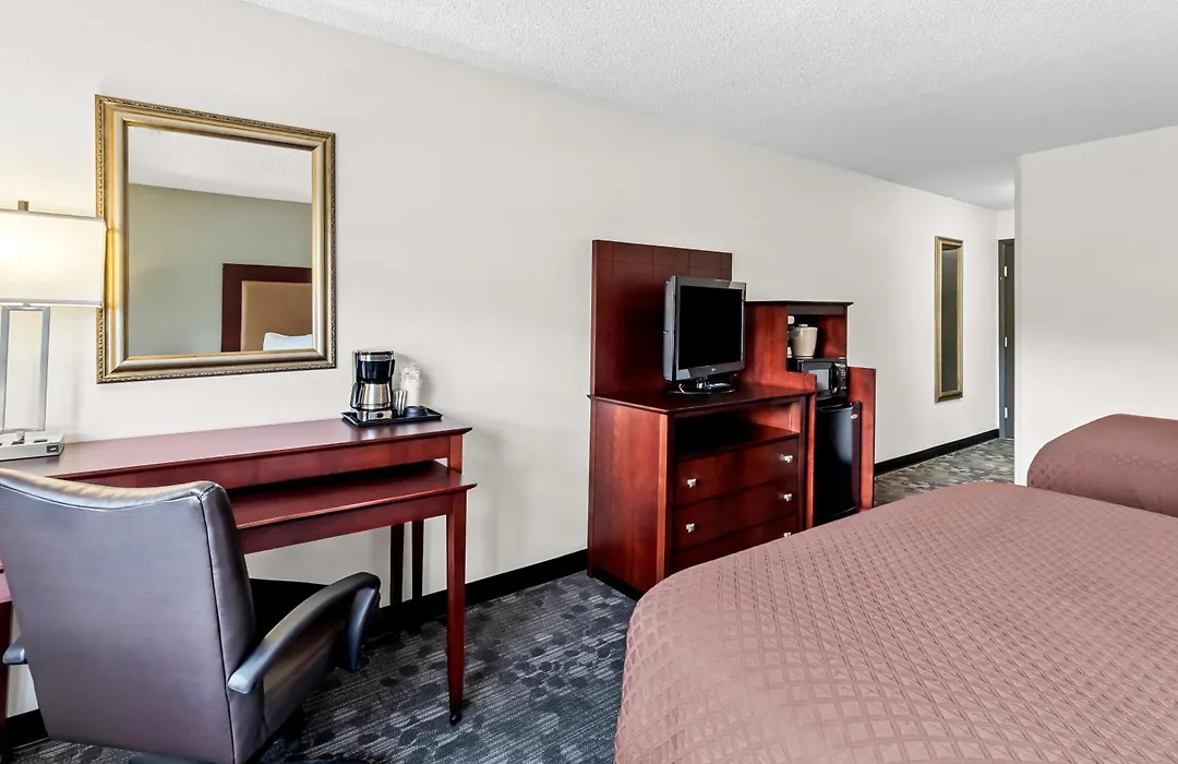 Red Lion Hotel Portland Airport-1