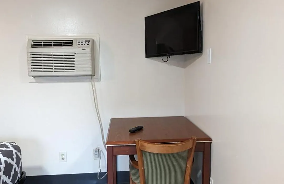 Portland Value Inn-1