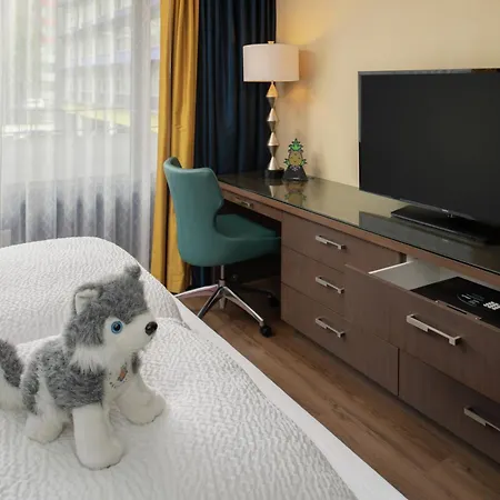 Staypineapple, Hotel Rose, Downtown Portland-2