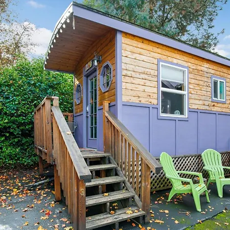 Tiny Digs - Hotel Of Tiny Houses-2