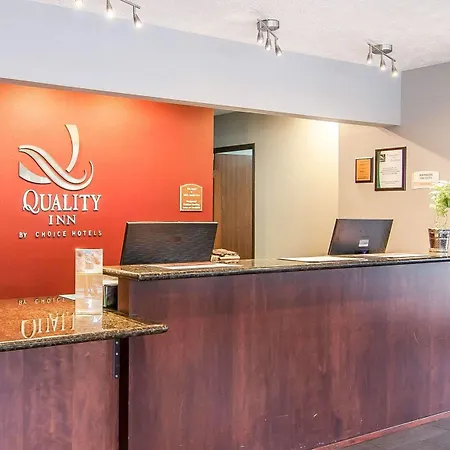 Quality Inn Downtown Convention Center-3