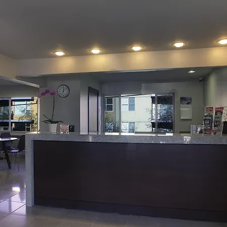 Aladdin Inn And Suites-3