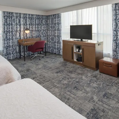 Hampton Inn And Suites By Hilton Portland-Pearl District-3