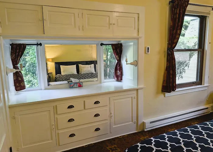 Bluebird Guesthouse Portland