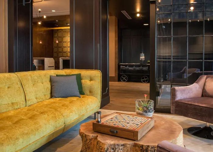 Hotel Lucia Portland