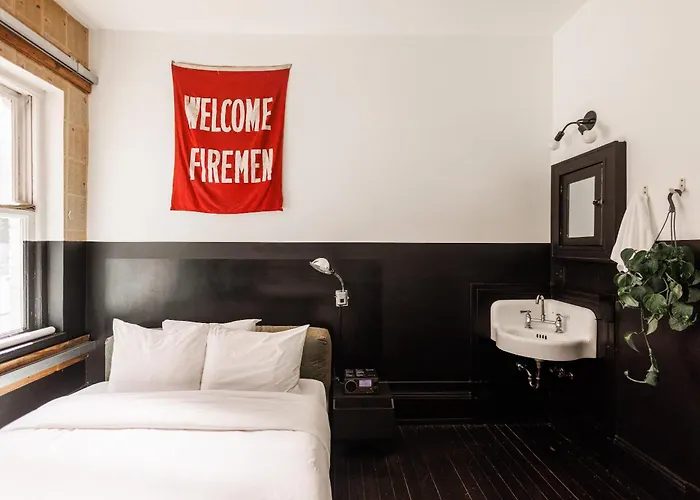 Hotels in PortlandClyde By Kasa Living