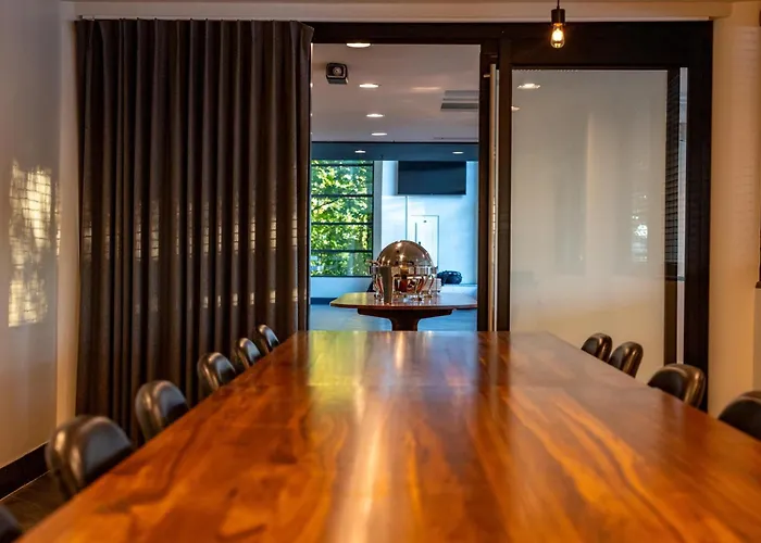 River'S Edge Hotel Portland, Tapestry Collection By Hilton