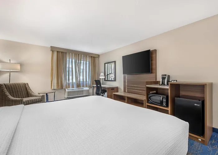 Best Western Plus Portland Airport Hotel & Suites