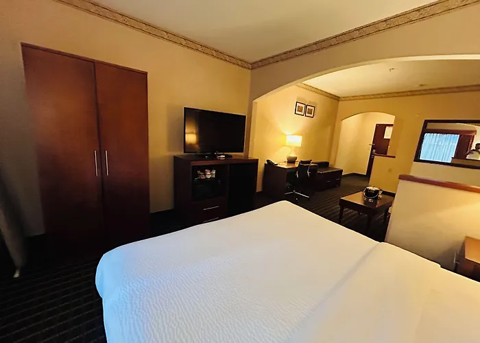 Comfort Suites Portland Southwest
