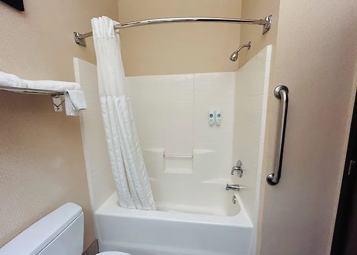 Comfort Suites Portland Southwest