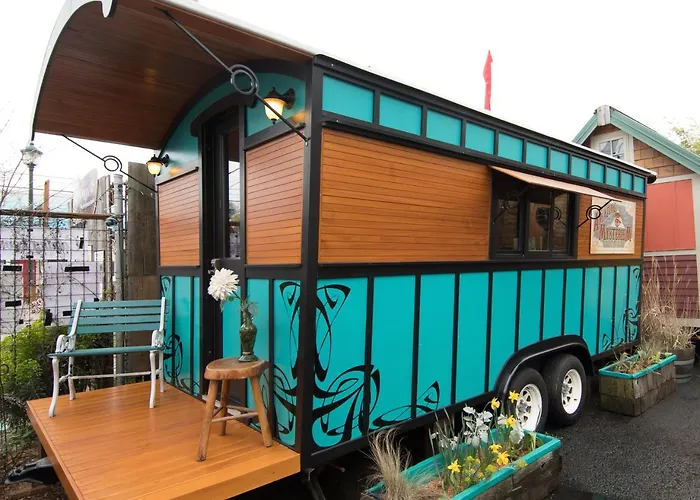 Caravan- The Tiny House Hotel Portland